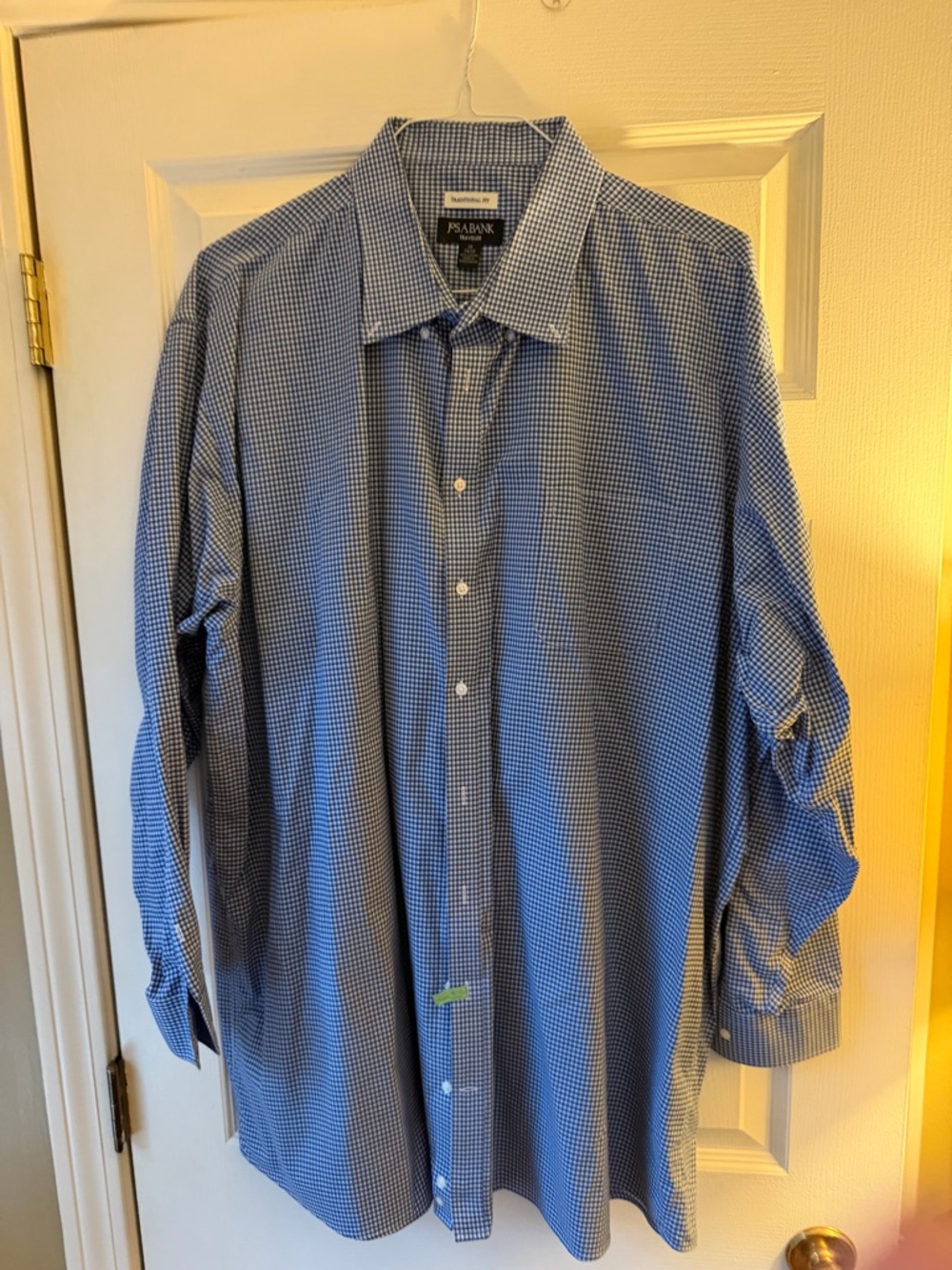Blue Gingham Long-Sleeve Men's Dress Shirt Jos A Bank 19x34/35